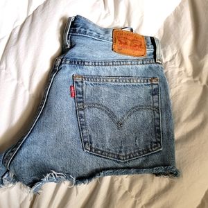 501 levi shorts